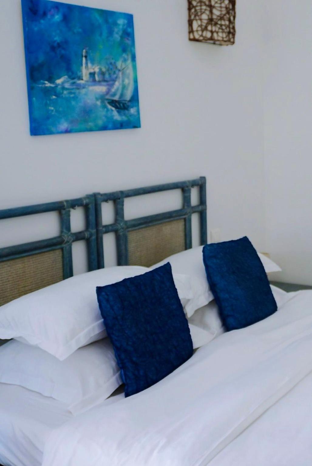 Poisson Rouge Hotel Bonifacio  Exterior photo